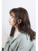 顔まわりレイヤー/ウェーブ巻き