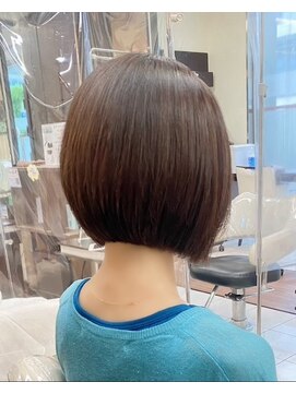 アッシュ 横浜西口店(Ash) 癖を抑える効果がある！？ボブ