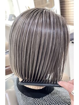 アッシュ 大宮店(Ash) 細めハイライトバレイヤージュ