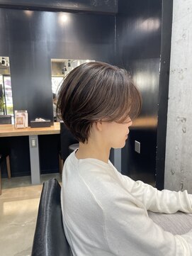 ローハ アゲオ(Lowha -ageo-) 30.40代向け 大人ハンサムショート　(リアルお客様スタイル)