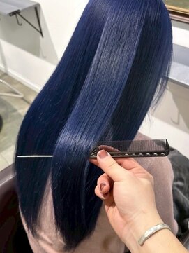 イリ 大阪(ili) インナーカラー/ハイライト/縮毛矯正/レイヤーカット/髪質改善