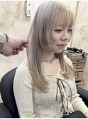 ホワイトアッシュシルバーカラーハイトーンブリーチ