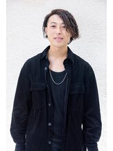 サユリ 高尾(SAYURI) 秋山 (アッキー)