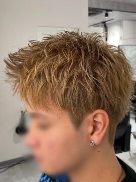 ゴールドシブヤ(GOALD SHIBUYA) 【リアルお客様スタイル】金髪アップショート