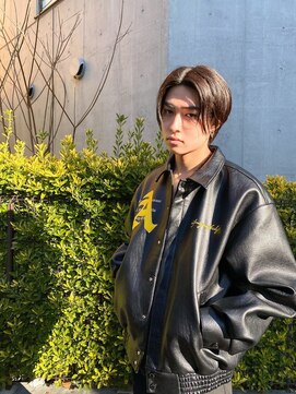 リヤン(Le lien) 波巻きツイストスパイラル/刈り上げセンターパート/溝の口