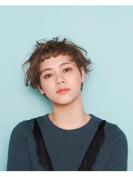 ニル(NiL) 【NiL】アッシュベージュ　×　ショートパーマ