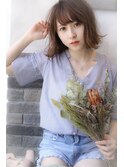【ALMO】透明感のあるグレージュで大人可愛い外ハネボブ