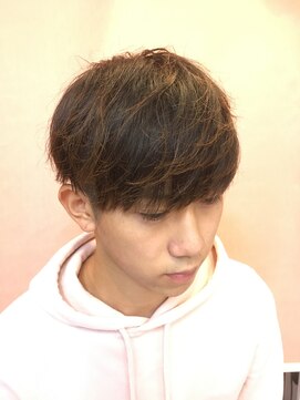 ガジロウ 美容室 蛾次郎 ツーブロマッシュボブ