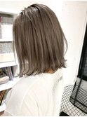 ベージュ系/ブリーチカラー/外ハネ/ロブ/トリートメントカラー