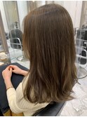 ラベンダーベージュの透明感カラー【タビラマユミ】