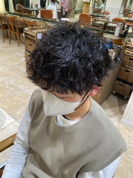 ネオリーブソラ 相模大野店(Neolive sola) メンズ波巻きパーマ