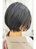 ショートカット/ショートボブ/黒髪/20代30代40代/グラデーション