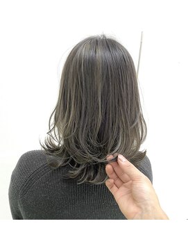 テラス アヴェダ ららぽーとエキスポシティー店(Terrace AVEDA) シークレットハイライトで作るグレージュカラー♪