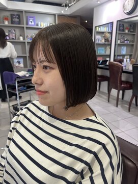 ボヌール オオサカ(Bonheur OSAKA) まとまるコンパクトボブ