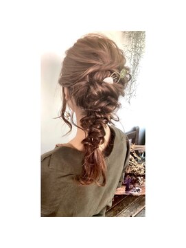 リル(LiL) 編み下し/ヘアセット