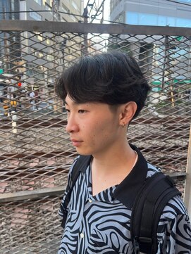 ディオ 町田店(DIO) 韓国風カルマヘア 毛流れニュアンスパーマ センターパート