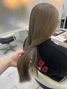 キャパ(CAPA) アッシュベージュ