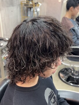 メイン(MENIN) 【Insta@hi_de0205】ロン毛パーマスタイル[相模大野/町田/眉毛]