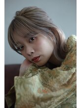 初めての来店の際、担当の方とのイメージ共有が不安です。髪型など決めてから来店した方が良いですか？