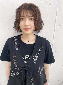 ソーソー(SoSo) ショートボブハイライトレイヤーカットヘアセット髪質改善天文館