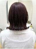 say.ホワイトグレージュくびれミディアムボブチェリーブラウン