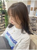 オリーブグレージュ