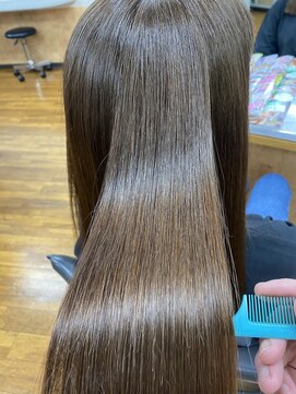 ヘアーズ サエミ 髪質改善カラー