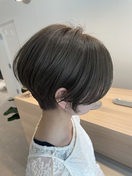 カエラ バイ アメリ(kaela by ameri) 【kaela 仲丸】襟足タイトショート