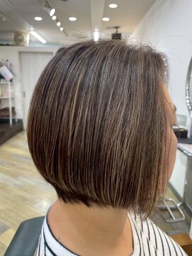 ビィーワンイースト(Be 1 EAST) ボブカット