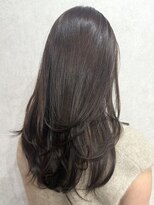 エイム(AiM)&nbsp;レイヤーカット 赤み消し 顔周りカット 暗めカラー グレージュ