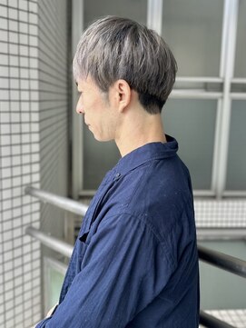 ロジェ(loje) 20代30代40代 刈り上げツーブロックショート/シルバーグレー