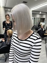 ウェーリング(Welring)&nbsp;ホワイトカラー