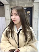 オリーブベージュ