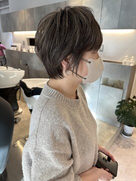 マルフェ 天王寺(marfe) 【marfe】白髪ぼかしハイライト＿大人ショートボブ＿50代 60代