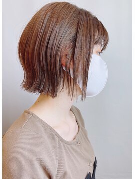 モリオフロムロンドン 原宿本店(morio from London) 【morio 原宿】外ハネ切りっぱなしボブ ぱっつんボブ 宮本