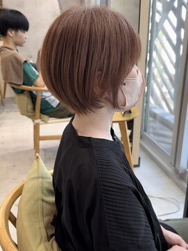 ミィ 表参道(mee.) 斜めバンク/グレージュカラー/デザインカラー/シルキーベージュ