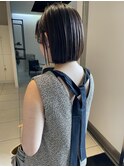 お顔にフィットする艶ボブ