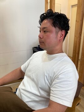 グランバイ アトリエドングリ(Grand × AtlierDonguri) お客様髪質改善データ1269(メンズパーマ)