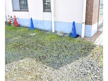 ハレヘアー(hare.hair)の雰囲気（お店北側に駐車場が2台分ございます）