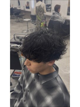 オム ブランシェ(HOMME BLANCHE’) 【KAZUKI】強めシャドウパーマ　札幌