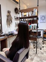 ゴデーレ(GODERE) さらつや★自然な艶感が映えるストレートロングの上品スタイル