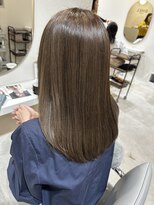 ベル サウス(BHEL south) 津市ロングレイヤーカットハッシュカット透明感カラー重めロング