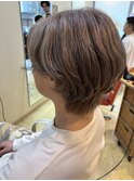センターパート　ミルクティーグレージュ