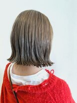 Maison ushiwakamaru 沼津駅北口店【メゾンウシワカマル ヌマズエキキタグチテン】&nbsp;切りっぱなしボブ×グレージュ
