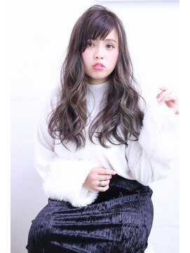 フロール(florun) 【florun.】大きめウェーブのアッシュロング