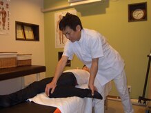 ヘアレスト ポレ ポレの雰囲気（ヘナをしながら身体のバランスを整えます。）