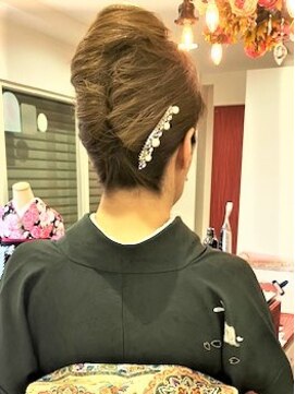 デザインヘアーピアジェ 八木店(DESIGN HAIR PIAGET) ☆現在風・最新ゆるふわ夜会巻・アップ着付☆超ロングヘアーから
