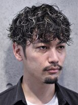 ガズル ハラジュク(GUZZLE HARAJUKU)&nbsp;ハイライトスパイラル無造作マッシュ