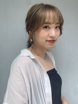 ミレバイジェニー (mirae by geny) 後れ毛カットでセルフアレンジも更に可愛く！RINO