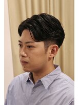 クランク(CRANK) ビジネスシーンにもピッタリな2ブロックパーマスタイル